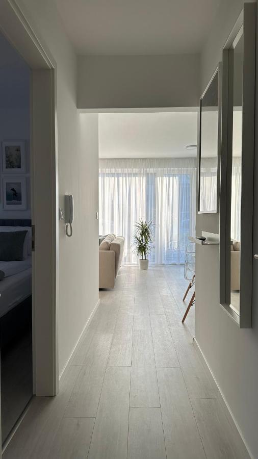 Linden Apartman 001 - Adults Only Mosonmagyaróvár Екстериор снимка